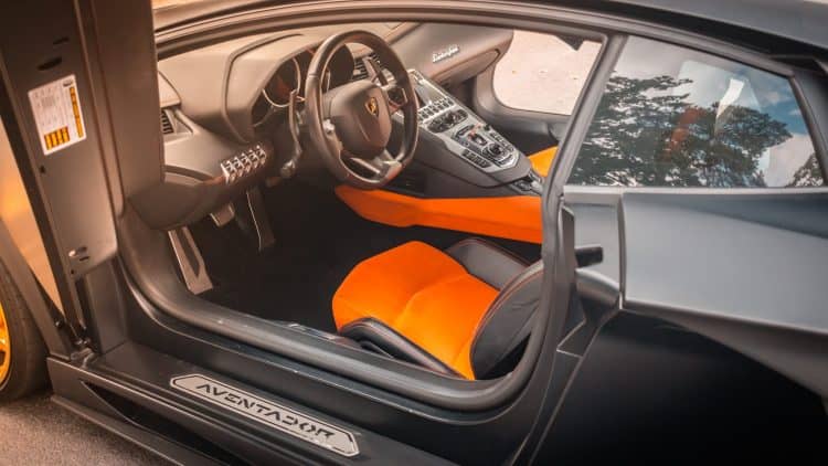 Rent a Lamborghini LP-700 Aventador in Berlin