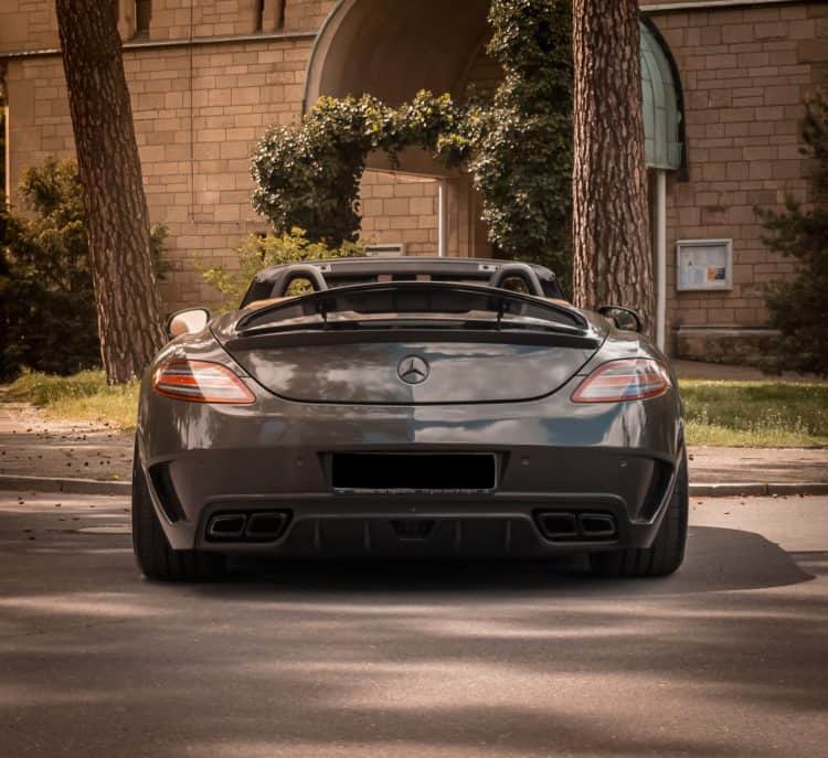 Rent a Mercedes AMG SLS Roadster in Berlin