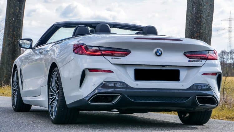 Rent a BMW M850i in Berlin