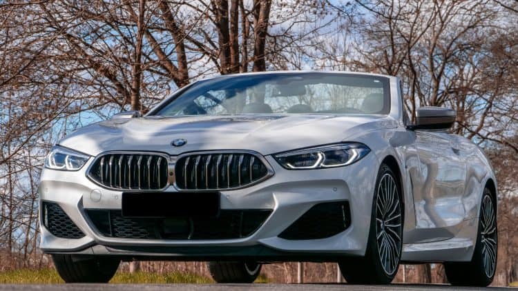 Rent a BMW M850i in Berlin