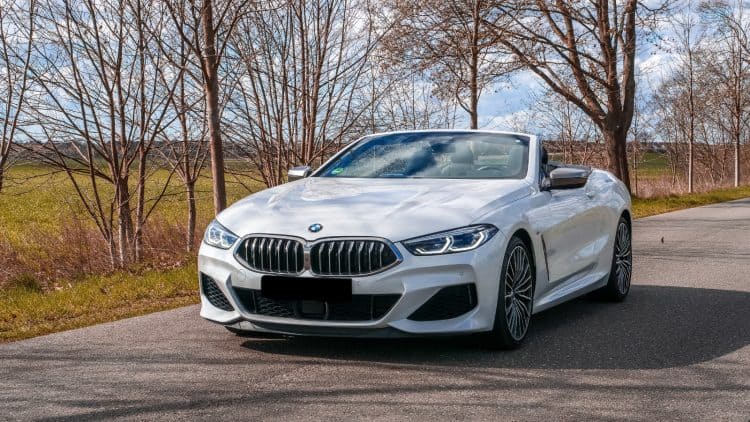 Rent a BMW M850i in Berlin