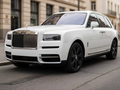 Rent a Rolls Royce Cullinan in Munich Current image: Rent a Rolls Royce Cullinan in Munich hero