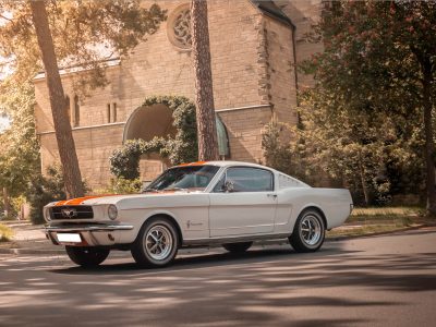 Rent a 1965 Ford Mustang in Berlin