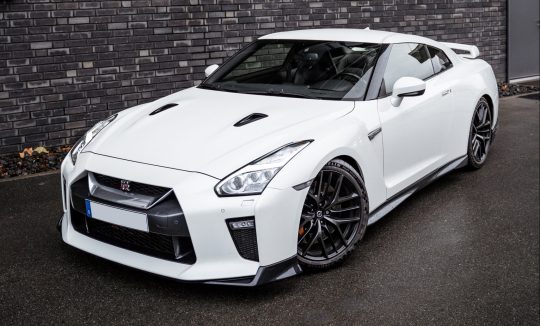 Rent a Nissan GTR in Bielefeld