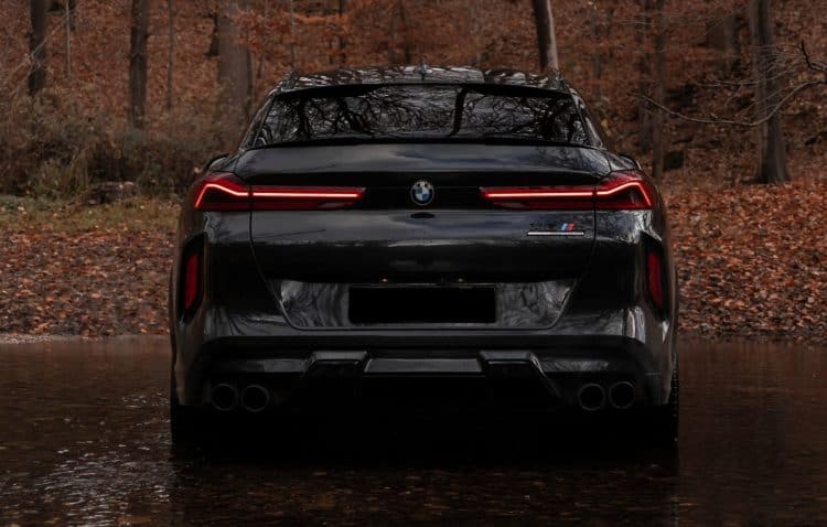 Rent a BMW X6 M Competition in Frankfurt