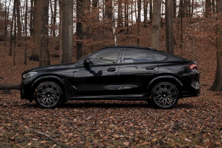 Rent a BMW X6 M Competition in Frankfurt