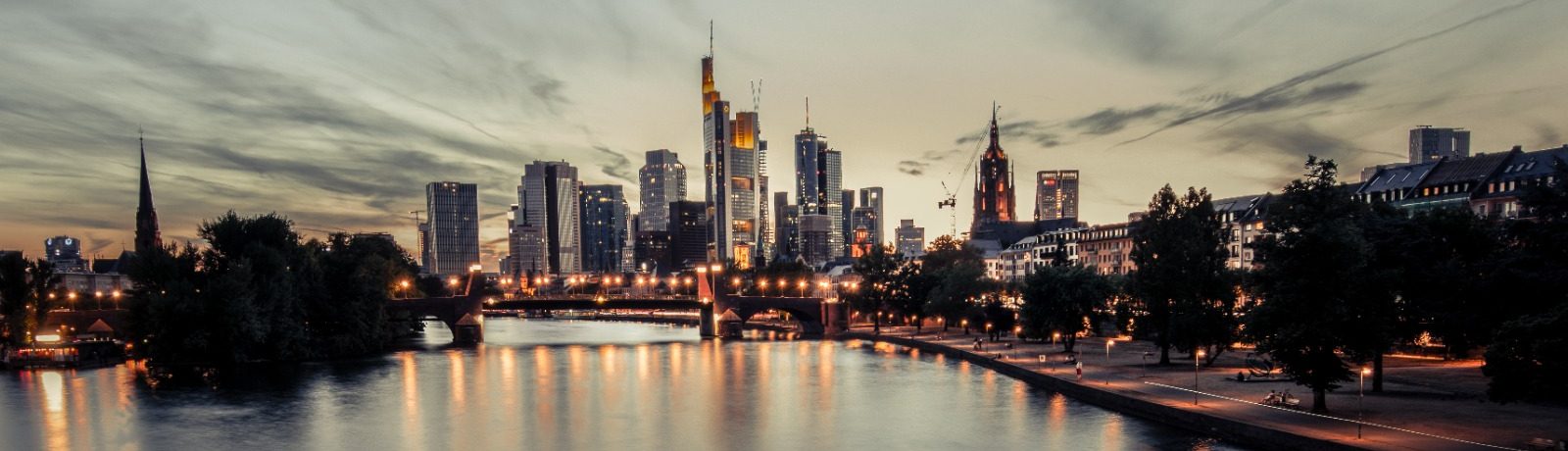 Luxury Car Rental in Frankfurt
