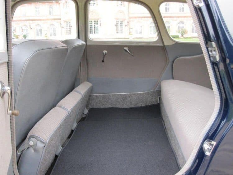 Rent a Citroen 11CV long version (1954) in Frankfurt