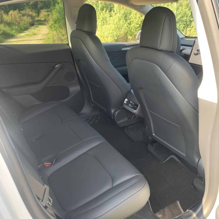 Rent a Tesla Model Y LR in Kassel