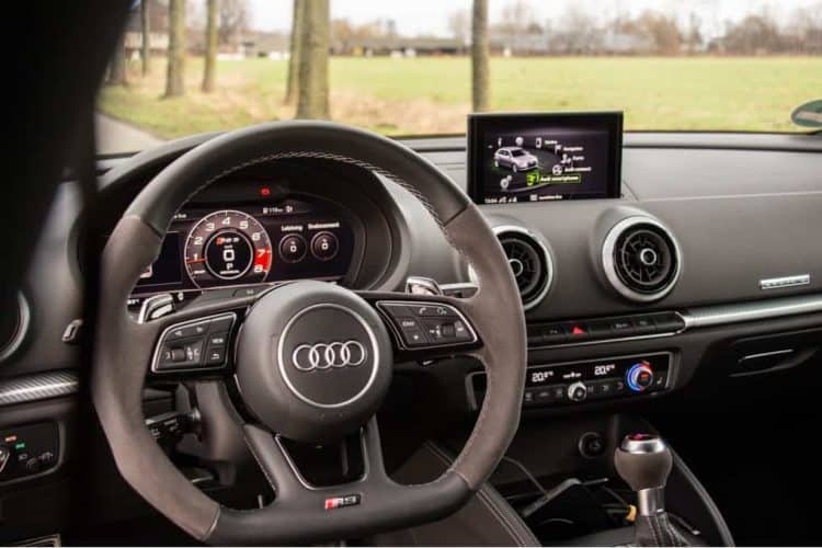 Rent an Audi RS3 in Paderborn