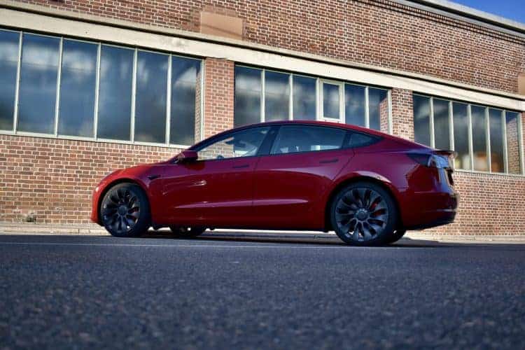 Rent a Tesla Model 3 Performance in Stuttgart