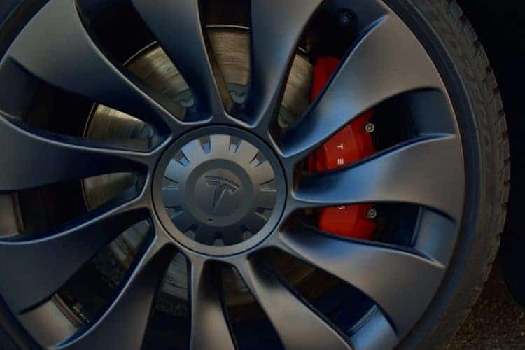 Rent a Tesla Model 3 Performance in Stuttgart