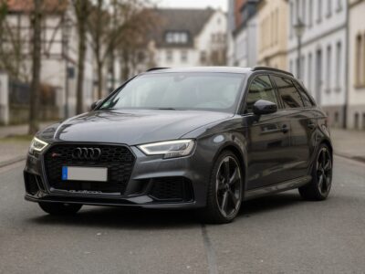 Rent a Black Audi RS3 in Paderborn hero