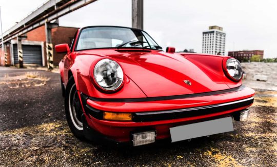 Rent a Porsche 911 SC in Bremen