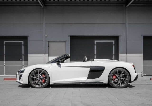Rent an Audi R8 Performance Spyder in Munich