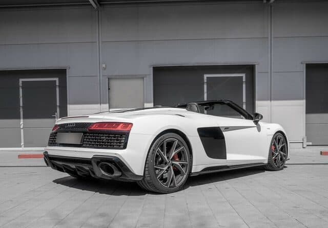 Rent an Audi R8 Performance Spyder in Munich