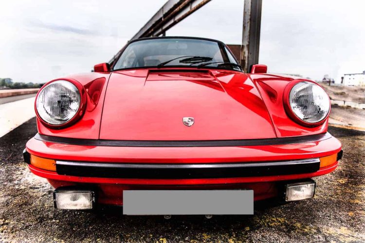 Rent a Porsche 911 SC in Bremen