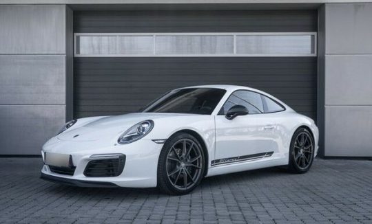 Rent a Porsche 911 in Munich