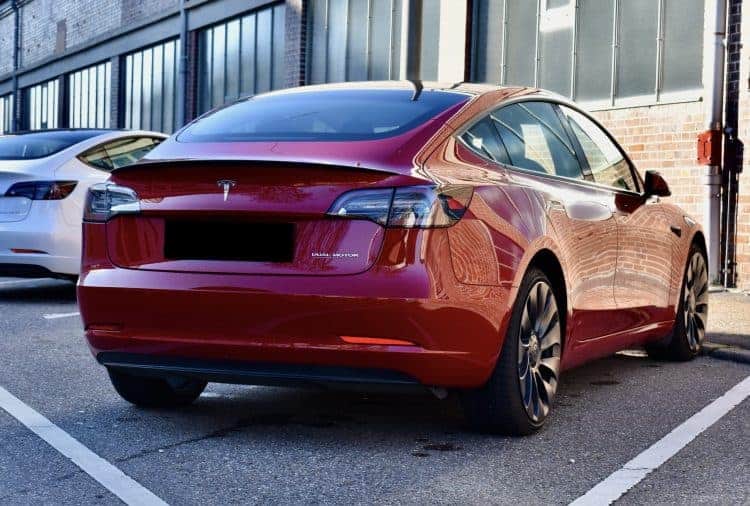 Rent a Tesla Model 3 Performance in Stuttgart