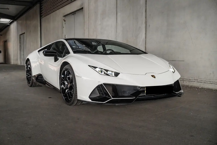 Rent a Lamborghini Huracan EVO in Frankfurt