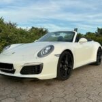 Rent a Porsche 911 Convertible in Hamburg