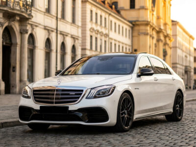 Rent Mercedes-Benz S63 L AMG in Munich Hero