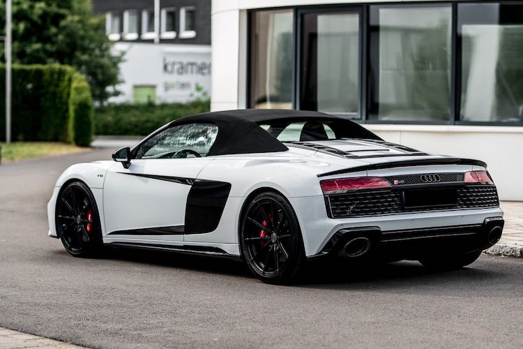 site view from Audi R8 Performance Spyder in Siegen