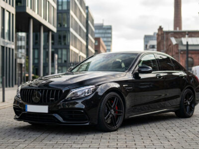 Rent a Mercedes C63S AMG in Dortmund hero
