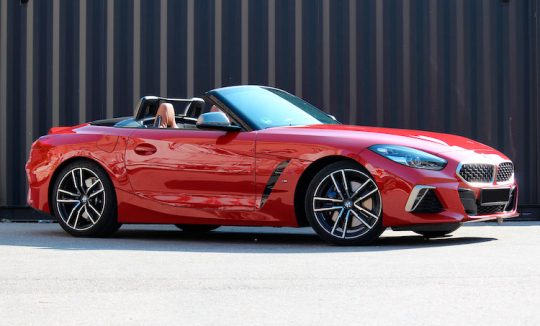 Rent a BMW Z4 M40i Cabrio in Frankfurt