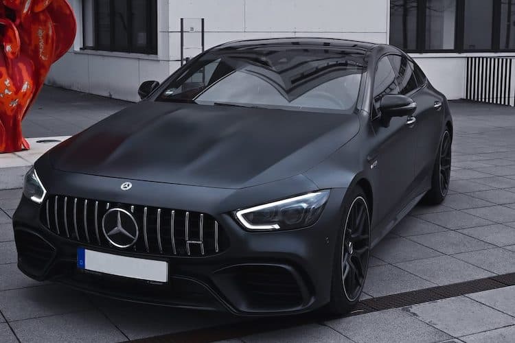 Rent a Mercedes AMG GT 63S in Düsseldorf (5)