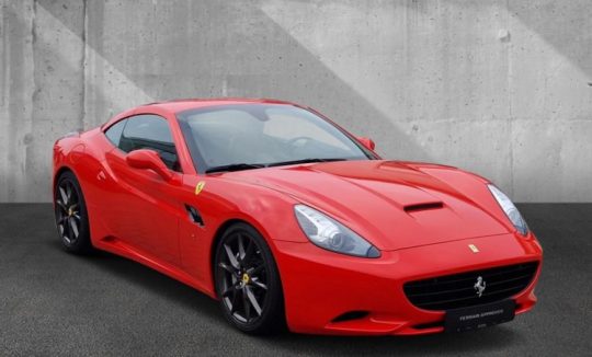 Rent a Ferrari California in Munich