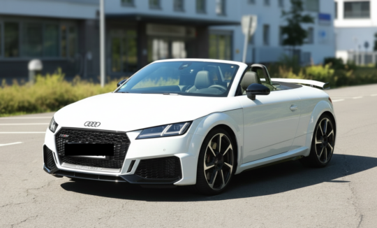 Rent an Audi TT RS Spyder in Cologne Hero