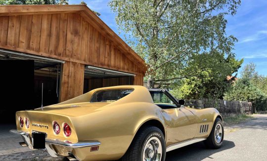 Rent a Corvette C3 Stingray
