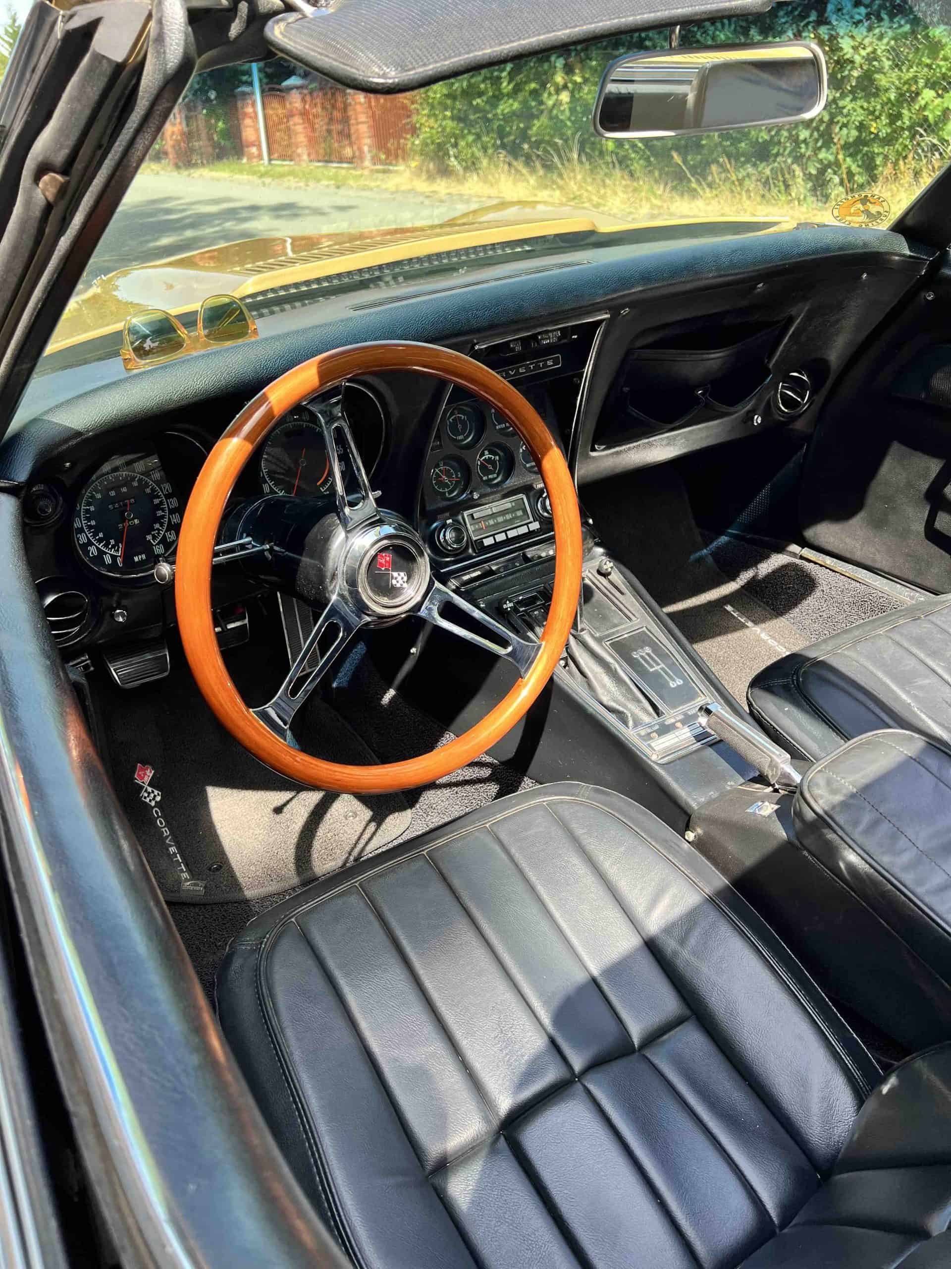 Rent a Corvette C3 Stingray