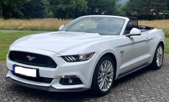 Rent a Ford Mustang GT Convertible in Koblenz