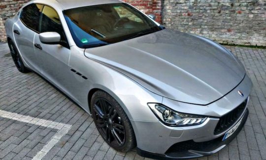 Rent a Maserati Ghibli in Düsseldorf