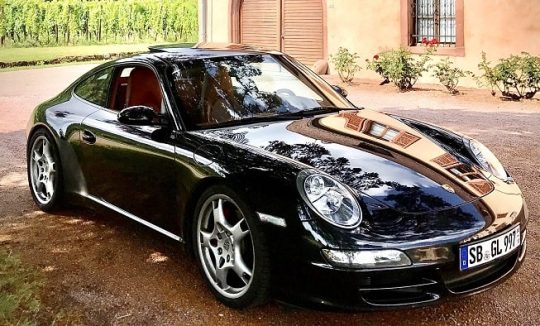 Rent a Porsche 911 Carrera S in Saarbrücken