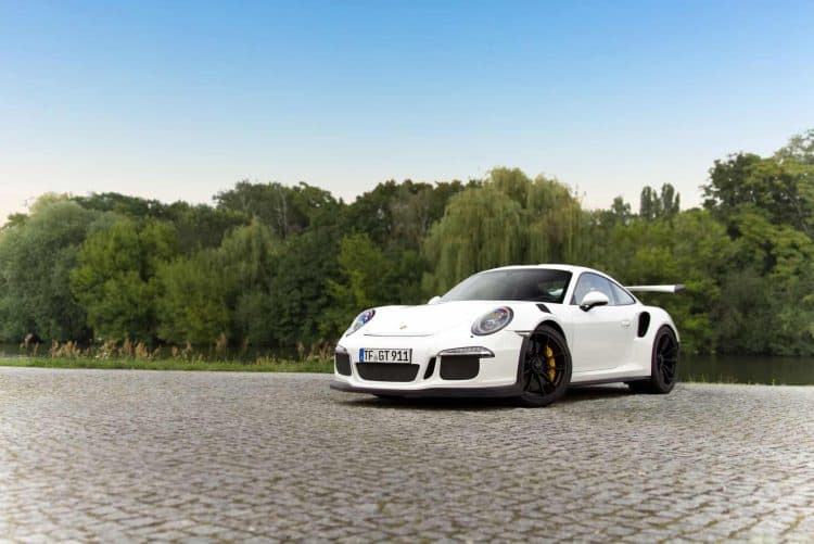 Rent a Porsche 911 GT3 RS in Berlin