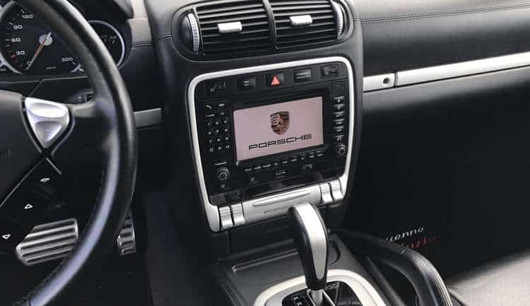 Rent a Porsche Cayenne in Saarbrücken