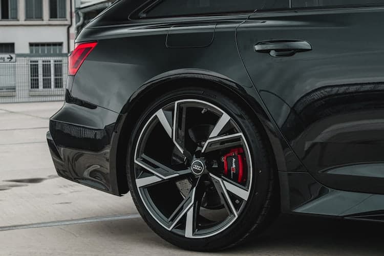 Rent an Audi RS6 in Berlin