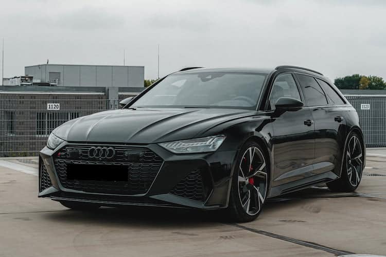 Rent an Audi RS6 in Berlin