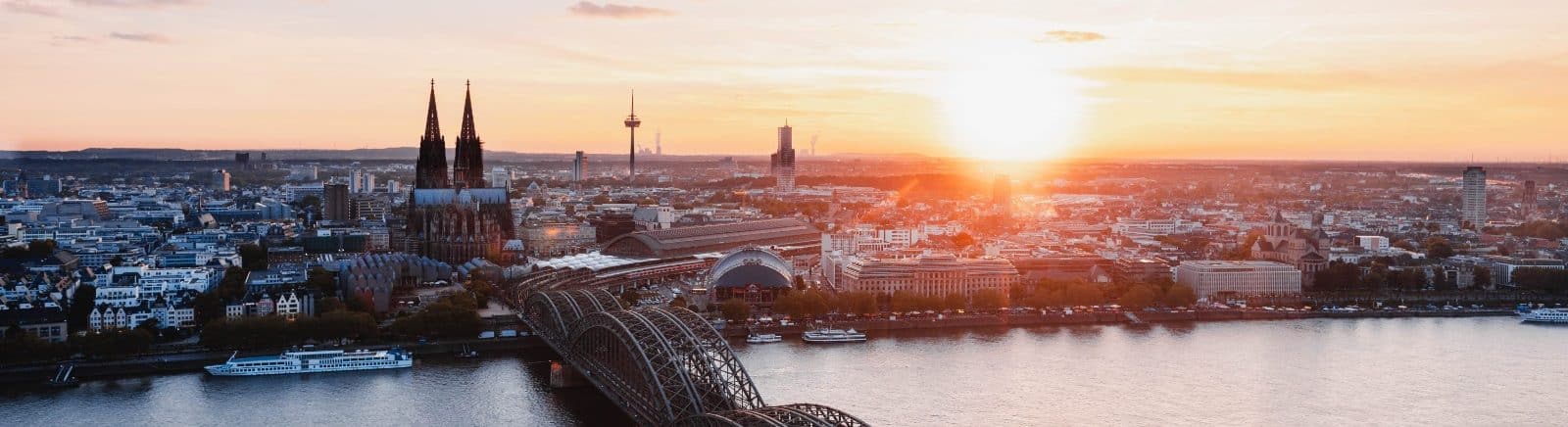 Luxury Car Rental in Cologne