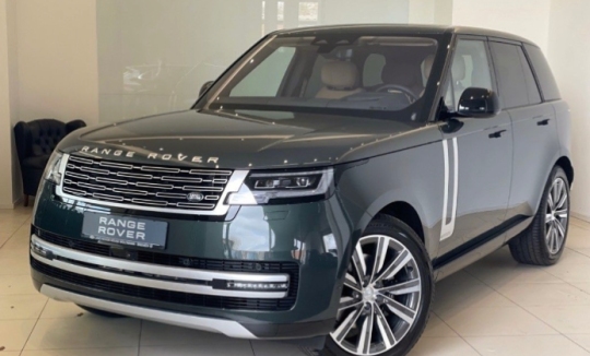 Rent a Range Rover Autobiography in Munich