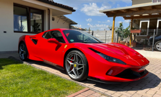 Rent a Ferrari F8 Tributo in Munich