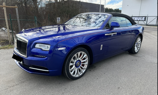 Rent a Rolls Royce Dawn in Munich