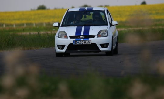 Rent a Ford Fiesta ST in Frankfurt