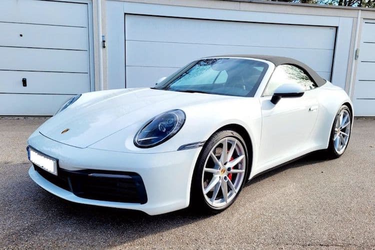 Rent a Porsche Carrera S in Stuttgart
