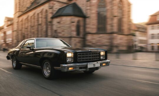 Rent a Chevrolet Monte Carlo Classic car in Heidelberg Hero