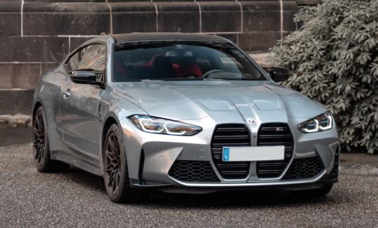 Rent a BMW M4 Competition in Frankfurt
