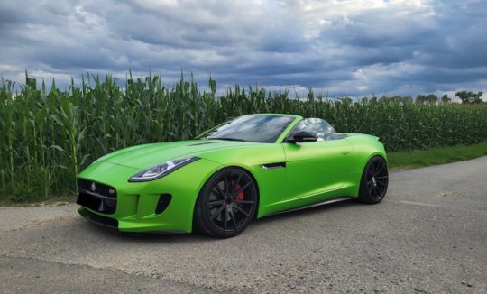 Rent a Jaguar F-Type in Freiburg